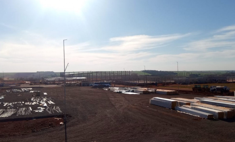 O projeto da Nova Ferroeste ganha, a cada dia, novos capítulos que ajudam essa história a avançar. Nesta semana, em Toledo, foi realizada uma reunião de trabalho com prefeitos e vereadores da região Oeste, além de lideranças sociais e empresariais - Foto: Arquivo GT Ferroeste