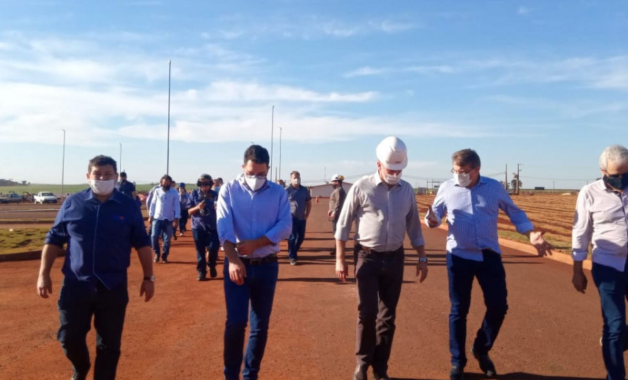 O projeto da Nova Ferroeste ganha, a cada dia, novos capítulos que ajudam essa história a avançar. Nesta semana, em Toledo, foi realizada uma reunião de trabalho com prefeitos e vereadores da região Oeste, além de lideranças sociais e empresariais - Foto: Arquivo GT Ferroeste