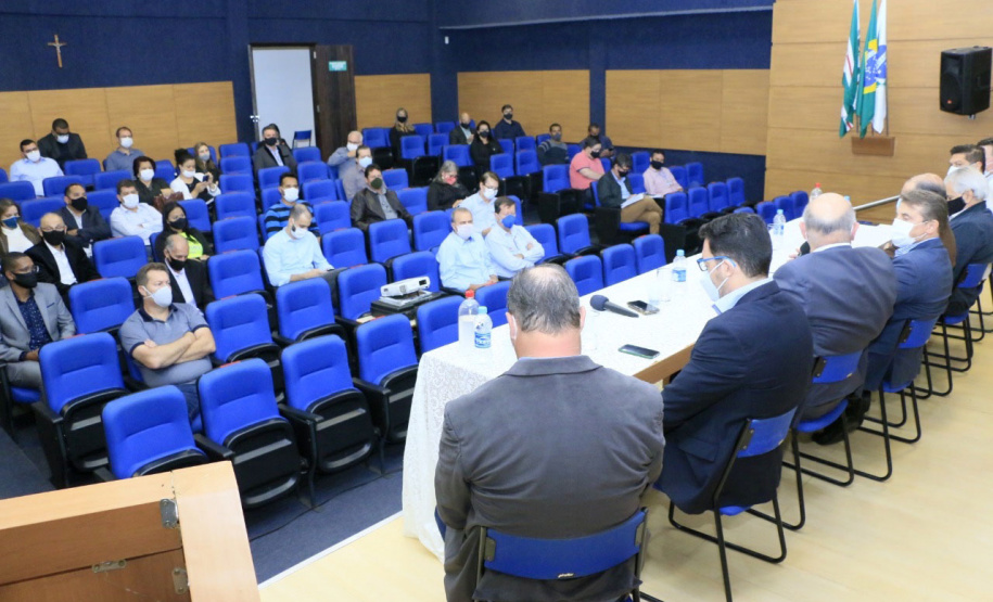 O projeto da Nova Ferroeste ganha, a cada dia, novos capítulos que ajudam essa história a avançar. Nesta semana, em Toledo, foi realizada uma reunião de trabalho com prefeitos e vereadores da região Oeste, além de lideranças sociais e empresariais - Foto: Arquivo GT Ferroeste