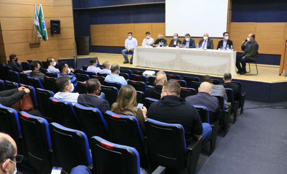 O projeto da Nova Ferroeste ganha, a cada dia, novos capítulos que ajudam essa história a avançar. Nesta semana, em Toledo, foi realizada uma reunião de trabalho com prefeitos e vereadores da região Oeste, além de lideranças sociais e empresariais - Foto: Arquivo GT Ferroeste