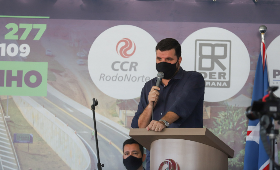 Viaduto Campo Largo O governador Carlos Massa Ratinho Junior inaugura nesta segunda-feira (3), o viaduto Prefeito Marcelo Puppi e passarela William Haj Mussi, no Km 109 da BR-277, nas proximidades do Cercadinho em Campo Largo. Deputado Pedro Lupion. 03/05/2021 - Foto: Geraldo Bubniak/AEN