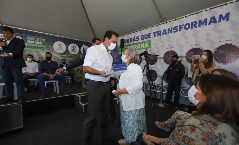 Viaduto Campo Largo O governador Carlos Massa Ratinho Junior inaugura nesta segunda-feira (3), o viaduto Prefeito Marcelo Puppi e passarela William Haj Mussi, no Km 109 da BR-277, nas proximidades do Cercadinho em Campo Largo. 03/05/2021 - Foto: Geraldo Bubniak/AEN