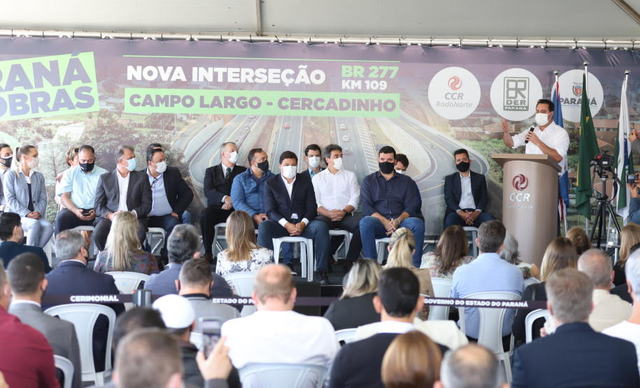 Viaduto Campo Largo O governador Carlos Massa Ratinho Junior inaugura nesta segunda-feira (3), o viaduto Prefeito Marcelo Puppi e passarela William Haj Mussi, no Km 109 da BR-277, nas proximidades do Cercadinho em Campo Largo. 03/05/2021 - Foto: Geraldo Bubniak/AEN