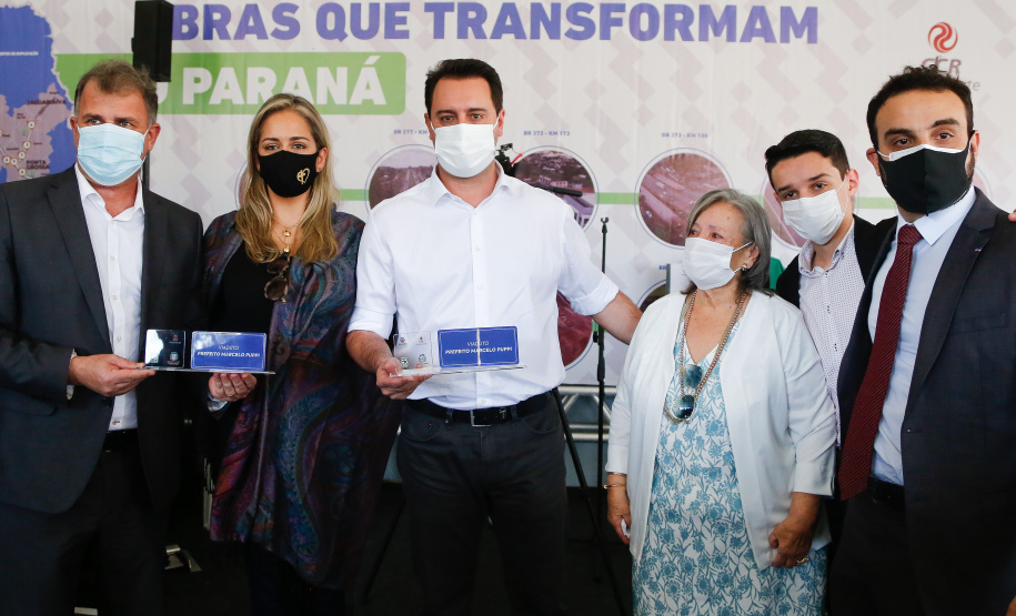 O governador Carlos Massa Ratinho Junior inaugura nesta segunda-feira (3), o viaduto Prefeito Marcelo Puppi e passarela William Haj Mussi, no Km 109 da BR-277, nas proximidades do Cercadinho em Campo Largo. 03/05/2021 - Foto: Jonathan Campos/AEN