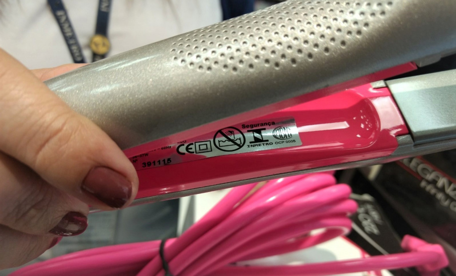 A compra de presentes para o Dia das Mães deve seguir alguns cuidados muito importantes para garantir que a data seja lembrada por bons momentos e para segurança das homenageadas no dia nove de maio próximo. - Curitiba, 03/05/2021 - Foto: IPEM/PR