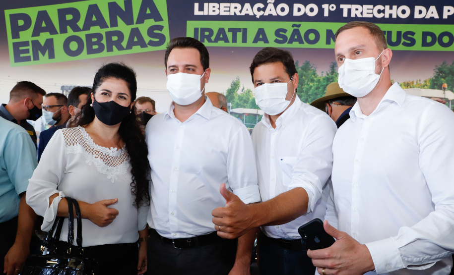 Governador Carlos Massa Ratinho Junior entrega primeiro trecho de pavimentacao da pr 364, Miguel Picheth, que liga Irati a Sao Mateus do Sul. - Irati, 03/05/2021 - Foto: Rodrigo Félix Leal/Infraestrutura