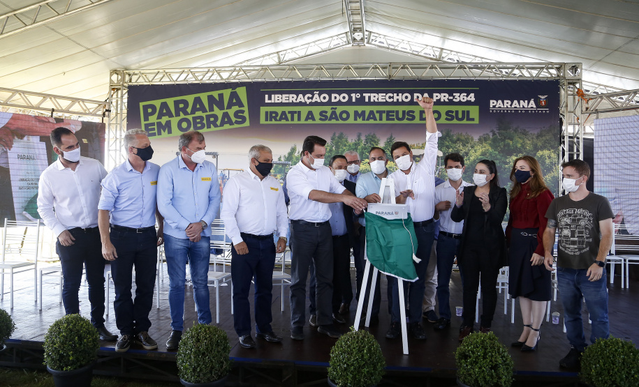 Governador Carlos Massa Ratinho Junior  entrega primeiro trecho de pavimentacao da pr 364, Miguel Picheth, que liga Irati a Sao Mateus do Sul
Foto Gilson Abreu/AEN