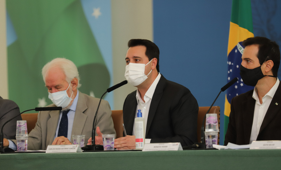 Coletiva Gov O governador Carlos Massa Ratinho Junior atende a imprensa nesta terça-feira (4) para falar sobre o retorno gradativo das aulas presenciais na rede estadual de ensino. Curitiba, 04/05/2021. Foto: Geraldo Bubniak/AEN