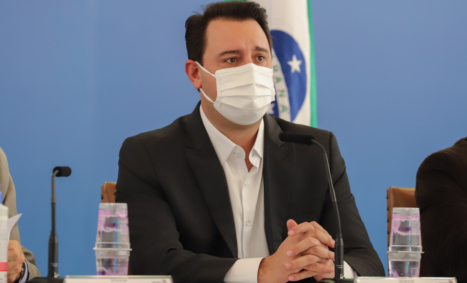 Coletiva Gov O governador Carlos Massa Ratinho Junior atende a imprensa nesta terça-feira (4) para falar sobre o retorno gradativo das aulas presenciais na rede estadual de ensino. Curitiba, 04/05/2021. Foto: Geraldo Bubniak/AEN