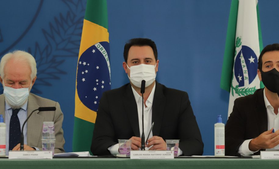 Coletiva Gov O governador Carlos Massa Ratinho Junior atende a imprensa nesta terça-feira (4) para falar sobre o retorno gradativo das aulas presenciais na rede estadual de ensino. Curitiba, 04/05/2021. Foto: Geraldo Bubniak/AEN