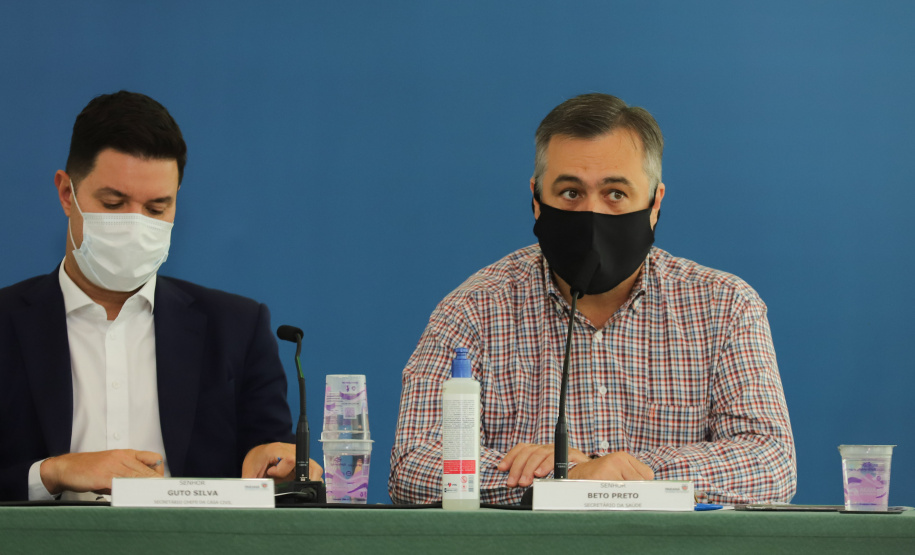 Coletiva Gov O governador Carlos Massa Ratinho Junior atende a imprensa nesta terça-feira (4) para falar sobre o retorno gradativo das aulas presenciais na rede estadual de ensino. Curitiba, 04/05/2021. Foto: Geraldo Bubniak/AEN