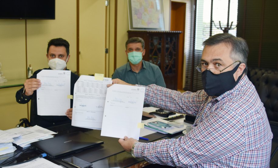 O secretário de Estado da Saúde, Beto Preto, reafirmou nesta terça-feira (4) o compromisso com o Consórcio Público Intermunicipal de Saúde do Setentrião Paranaense (Cisamusep). O consórcio atende os trinta municípios da 15ª Regional de Saúde de Maringá.  -  Américo Antonio/SESA