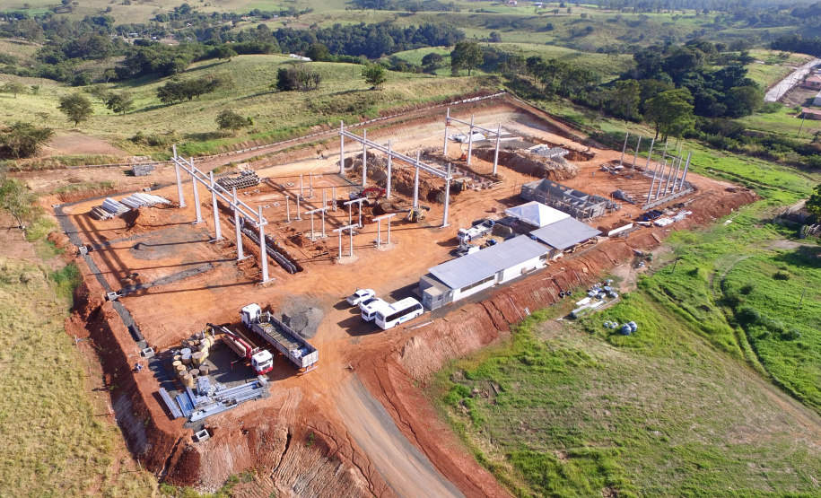 Em Santa Amélia, as obras estão em fase de finalização, e em  Salto do Itararé a conclusão é prevista para julho. No município de Joaquim Távora fica o maior dos três empreendimentos, que será entregue no final de 2021. O investimento somado é de R$ 29 milhões. - Foto: Copel