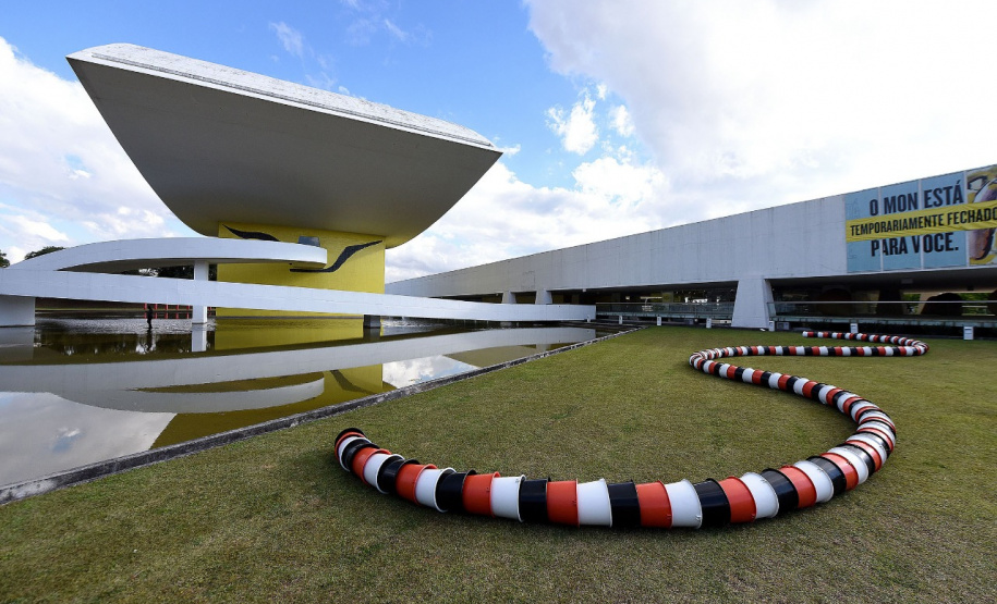 MON e MAC Paraná reabrem ao público com protocolos de segurança e novas exposições. Foto:SECC