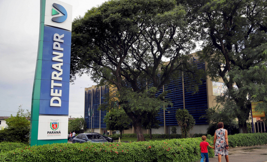 Paraná realiza a campanha Maio Amarelo, voltada à segurança e prudência no trânsito - Foto: Geraldo Bunbiak/AEN