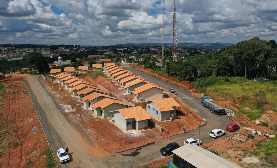 Obras habitacionais em Prudentópolis estão com 90% de conclusão. Foto: Alessandro Vieira/AEN