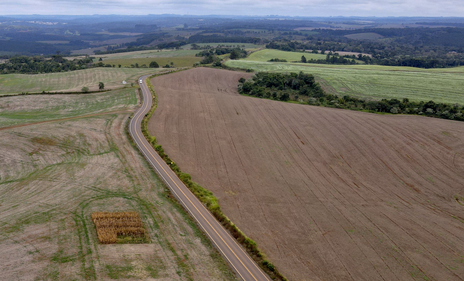 06.05.2021 - Rodovia municipal João Maria de Jesus, em Turvo. Governador Carlos Massa Ratinho JuniorFoto Gilson Abreu/AEN