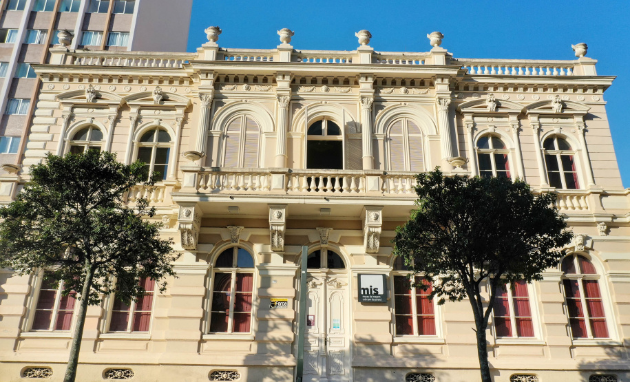 Museu da Imagem e do Som - Alessandro Vieira