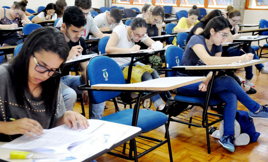 A partir da próxima quarta-feira (12), a Universidade Estadual do Norte do Paraná (Uenp) inicia o período de pré-matrícula de 312 estudantes inscritos pelo Sistema de Seleção Unificada (SiSU), para o preenchimento de vagas em 29 cursos de graduação. O envio da documentação obrigatória para a confirmação da matricula será realizado entre 17 de maio e 28 de junho. Todo o processo ocorre de forma online, no site uenp.edu.br/sisu. - Foto: UEL/SETI