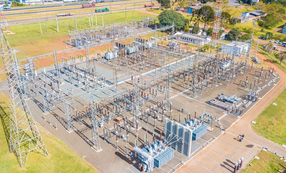 A Copel colocou em operação o segundo transformador de 225 megavolt-amperes (MVA) de potência na subestação Ponta Grossa Sul, concluindo um importante projeto de reforço no sistema de transmissão de energia da região central do Paraná, três meses antes do prazo estabelecido pela Agência Nacional de Energia Elétrica (Aneel). - Foto: Copel