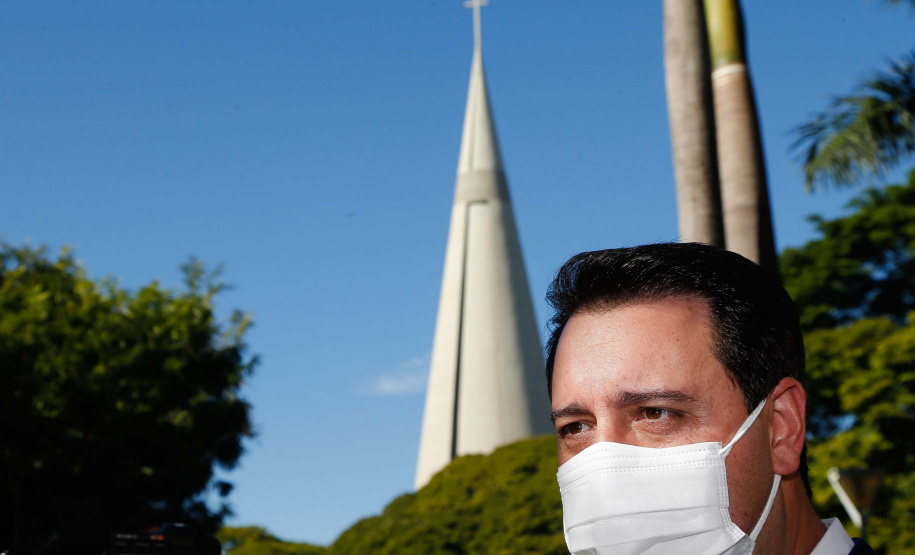 Maringá está em festa. A mais populosa cidade da Região Noroeste, com cerca de 430 mil habitantes, completou 74 anos nesta segunda-feira (10). Para celebrar, o Governo do Estado entregou dois presentes. São convênios assinados pelo governador Carlos Massa Ratinho Junior para obras de infraestrutura no município.
Foto: Jonathan Campos/AEN