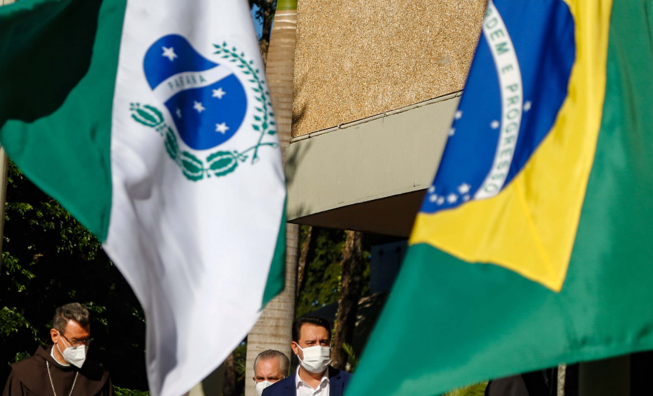 Maringá está em festa. A mais populosa cidade da Região Noroeste, com cerca de 430 mil habitantes, completou 74 anos nesta segunda-feira (10). Para celebrar, o Governo do Estado entregou dois presentes. São convênios assinados pelo governador Carlos Massa Ratinho Junior para obras de infraestrutura no município.
Foto: Jonathan Campos/AEN