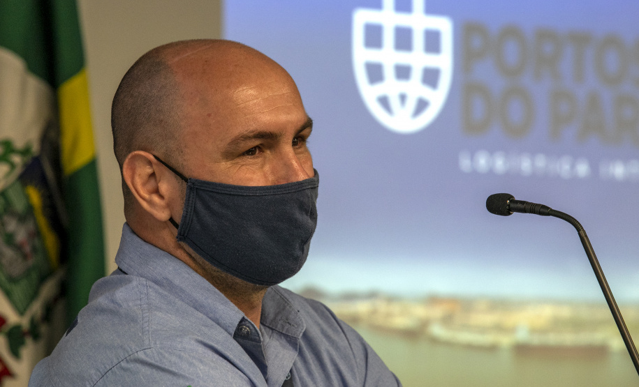 Destaque nacional em gestão portuária e eficiência, os Portos do Paraná querem ser referência, também, em saúde e segurança do trabalho. Por isso, a empresa pública firmou um contrato exclusivo para ações de combate aos acidentes de trabalho. - Paranaguá, 10/05/2021 - Foto: Claudio Neves/Portos do Paraná