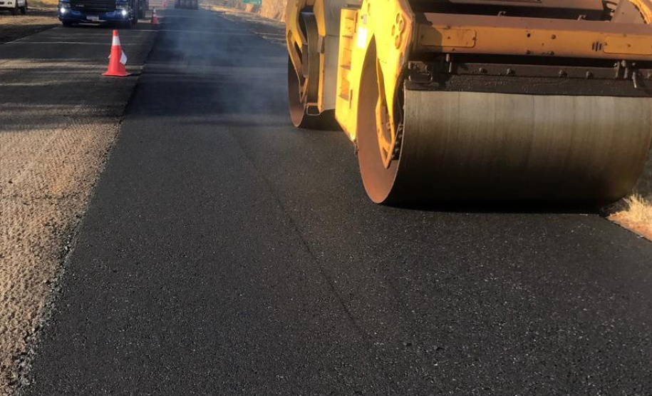 O Governo do Estado iniciou nesta segunda-feira (10) as obras de conservação da PR-463, rodovia que faz a ligação do Noroeste paranaense com o Interior de São Paulo