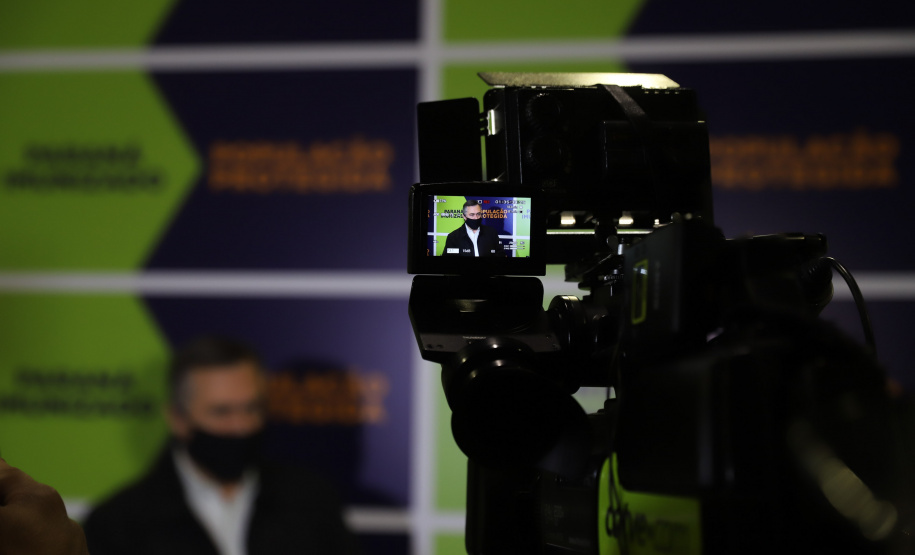 Vacina Pfizer 2 Segundo lote com 67.860 doses da vacina Pfizer/Comirnaty/BioNtech chega no Centro de Medicamentos do Paraná (Cemepar), em Curitiba, na noite desta segunda-feira (10). Foto: Geraldo Bubniak/AEN