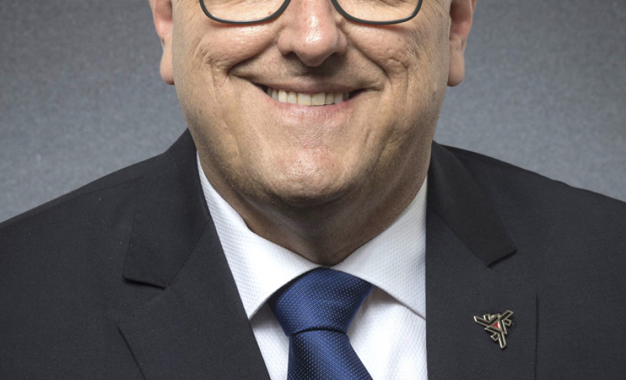 Nesta data (11), a Universidade Estadual de Maringá (UEM) completa 45 anos de reconhecimento, dado por meio do Decreto Federal 77.583 de 11 de maio de 1976. Outras datas importantes são: 6 de novembro de 1969, quando a Lei Estadual 6.034 criou a universidade, que está com 51 anos e meio de uma grande história; e 28 de janeiro de 1970, momento em que a fundação de direito público da UEM foi criada pelo Decreto Estadual 18.109. NA FOTO, Julio Cesar Damasceno, reitor da UEM  -  Foto: UEM