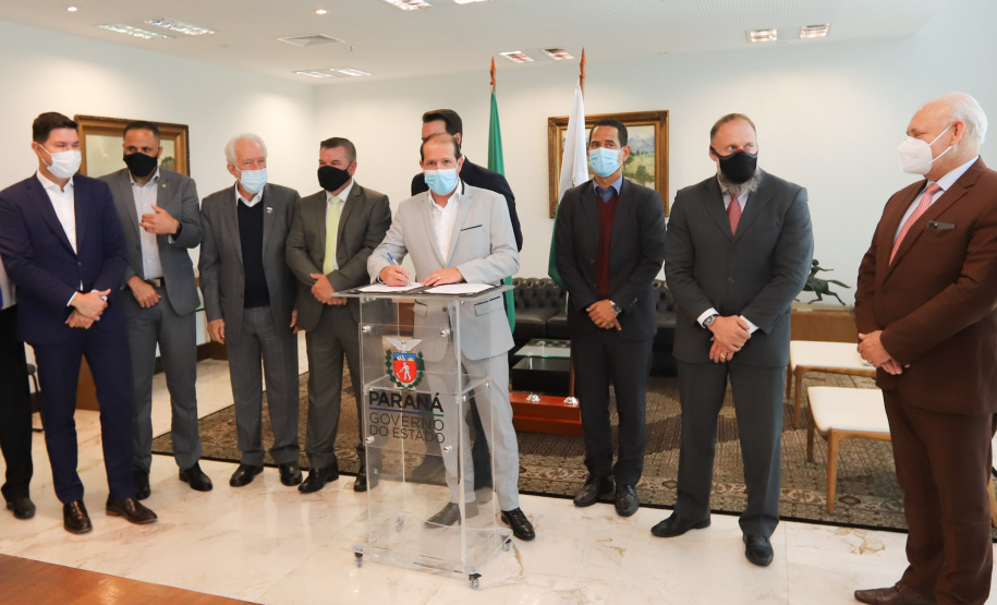 Diarias Policia Civil O governador Carlos Massa Ratinho Junior anuncia nesta terça-feira (11) o pagamento de diarias exrtajornada para a Policia Civil do Parana. Curitiba, 11/05/2021. Foto: Geraldo Bubniak/AEN