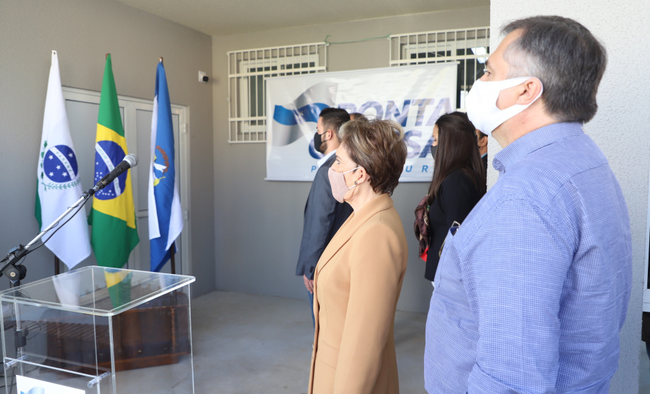 O Governo do Estado inaugurou uma nova Unidade Básica de Saúde (UBS) no município de Ponta Grossa nesta terça-feira (11). A obra possui um investimento de R$ 750 mil de repasse estadual. O secretário de Estado da Saúde, Beto Preto, esteve presente na inauguração e falou sobre a importância desta obra para a população.  -  Ponta Grossa, 11/05/2021  -  Foto: Ari Dias/AEN