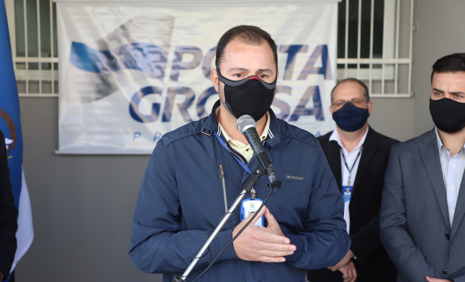 O Governo do Estado inaugurou uma nova Unidade Básica de Saúde (UBS) no município de Ponta Grossa nesta terça-feira (11). A obra possui um investimento de R$ 750 mil de repasse estadual. O secretário de Estado da Saúde, Beto Preto, esteve presente na inauguração e falou sobre a importância desta obra para a população.  -  Ponta Grossa, 11/05/2021  -  Foto: Ari Dias/AEN