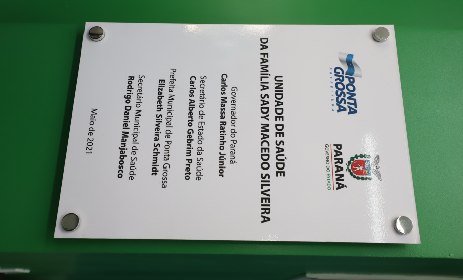 O Governo do Estado inaugurou uma nova Unidade Básica de Saúde (UBS) no município de Ponta Grossa nesta terça-feira (11). A obra possui um investimento de R$ 750 mil de repasse estadual. O secretário de Estado da Saúde, Beto Preto, esteve presente na inauguração e falou sobre a importância desta obra para a população.  -  Ponta Grossa, 11/05/2021  -  Foto: Ari Dias/AEN