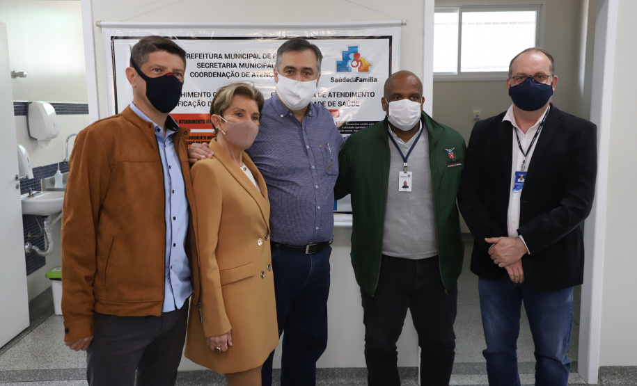 O Governo do Estado inaugurou uma nova Unidade Básica de Saúde (UBS) no município de Ponta Grossa nesta terça-feira (11). A obra possui um investimento de R$ 750 mil de repasse estadual. O secretário de Estado da Saúde, Beto Preto, esteve presente na inauguração e falou sobre a importância desta obra para a população.  -  Ponta Grossa, 11/05/2021  -  Foto: Ari Dias/AEN