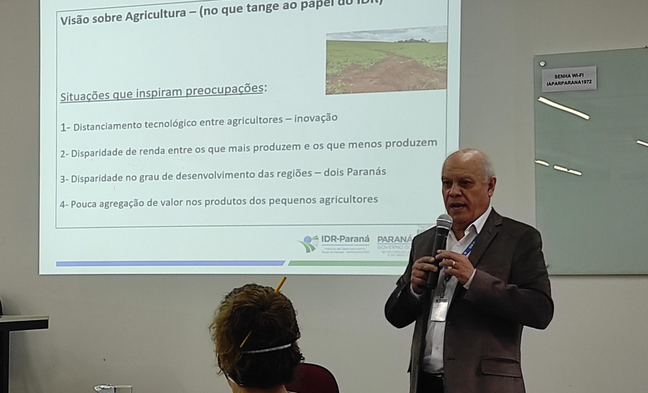 O Secretário de Agricultura e do Abastecimento, Norberto Anacleto Ortigara, deu posse aos integrantes do Comitê Técnico-Científico do IDR-Paraná (Instituto de Desenvolvimento Rural do Paraná - IAPAR-EMATER) nesta quarta-feira (12), em Londrina.  Londrina, 12/05/2021  -  Foto: IDR