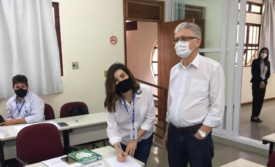 O Secretário de Agricultura e do Abastecimento, Norberto Anacleto Ortigara, deu posse aos integrantes do Comitê Técnico-Científico do IDR-Paraná (Instituto de Desenvolvimento Rural do Paraná - IAPAR-EMATER) nesta quarta-feira (12), em Londrina.  Londrina, 12/05/2021  -  Foto: IDR