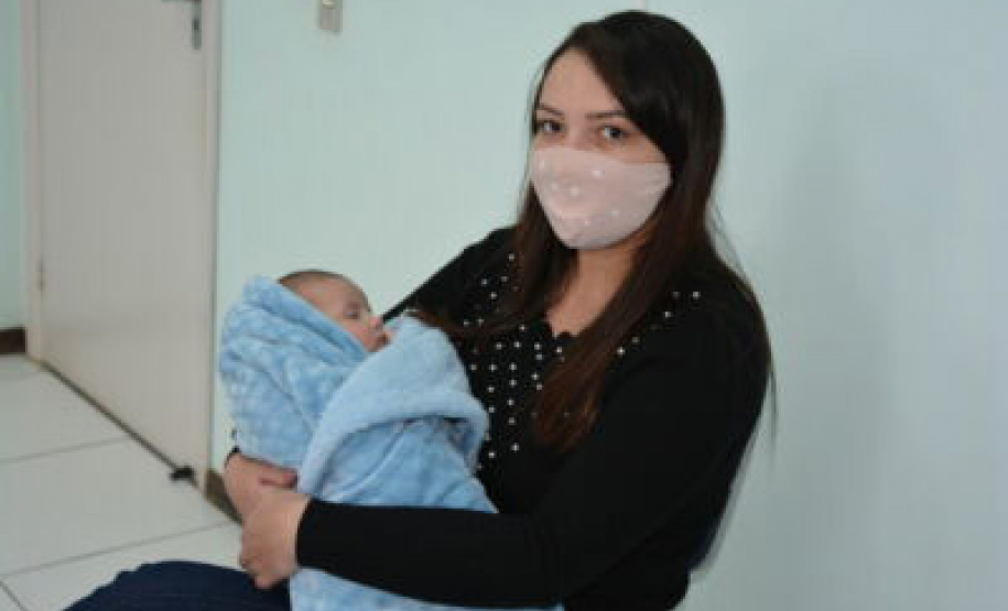 Unicentro oferece apoio a mães e bebês que têm dificuldades com a amamentação - Foto: Unicentro