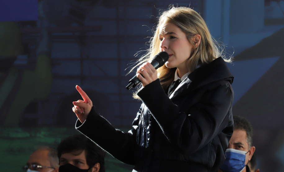 Novos Recursos Arapongas O governador Carlos Massa Ratinho Junior anuncia nesta quinta-feira (13) novos recursos para Arapongas, no Norte do Paraná. São investimentos para a Santa Casa, estradas rurais, pavimentação de ruas e avenidas, um parque urbano e moradias populares. 13/05/2021 - Foto: Geraldo Bubniak/AEN