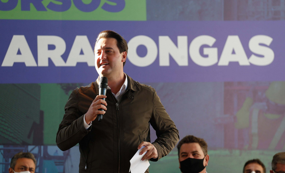 O governador Carlos Massa Ratinho Junior anunciou nesta quinta-feira (13) a liberação de R$ 57,6 milhões para execução de obras estruturantes em Arapongas, na Região Norte. Foto: Jonathan Campos/AEN