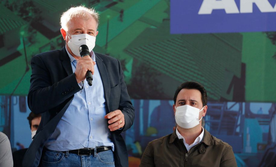 O governador Carlos Massa Ratinho Junior anunciou nesta quinta-feira (13) a liberação de R$ 57,6 milhões para execução de obras estruturantes em Arapongas, na Região Norte. Foto: Jonathan Campos/AEN