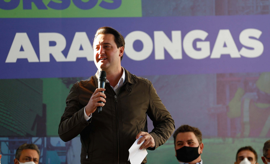 O governador Carlos Massa Ratinho Junior anunciou nesta quinta-feira (13) a liberação de R$ 57,6 milhões para execução de obras estruturantes em Arapongas, na Região Norte. Foto: Jonathan Campos/AEN