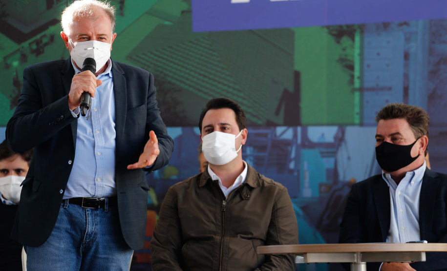 O governador Carlos Massa Ratinho Junior anunciou nesta quinta-feira (13) a liberação de R$ 57,6 milhões para execução de obras estruturantes em Arapongas, na Região Norte. Foto: Jonathan Campos/AEN