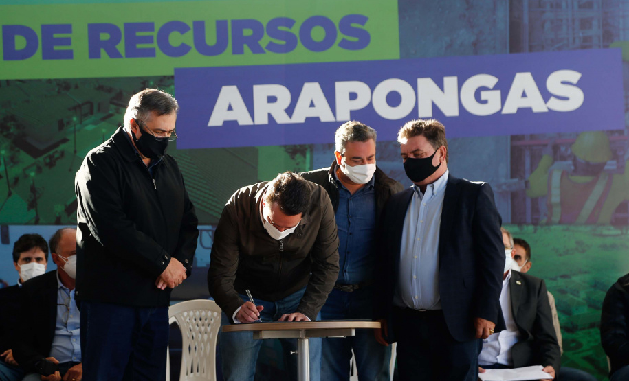 O governador Carlos Massa Ratinho Junior anunciou nesta quinta-feira (13) a liberação de R$ 57,6 milhões para execução de obras estruturantes em Arapongas, na Região Norte. Foto: Jonathan Campos/AEN