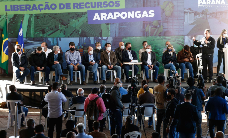 O governador Carlos Massa Ratinho Junior anunciou nesta quinta-feira (13) a liberação de R$ 57,6 milhões para execução de obras estruturantes em Arapongas, na Região Norte. Foto: Jonathan Campos/AEN