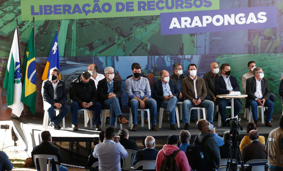 O governador Carlos Massa Ratinho Junior anunciou nesta quinta-feira (13) a liberação de R$ 57,6 milhões para execução de obras estruturantes em Arapongas, na Região Norte. Foto: Jonathan Campos/AEN