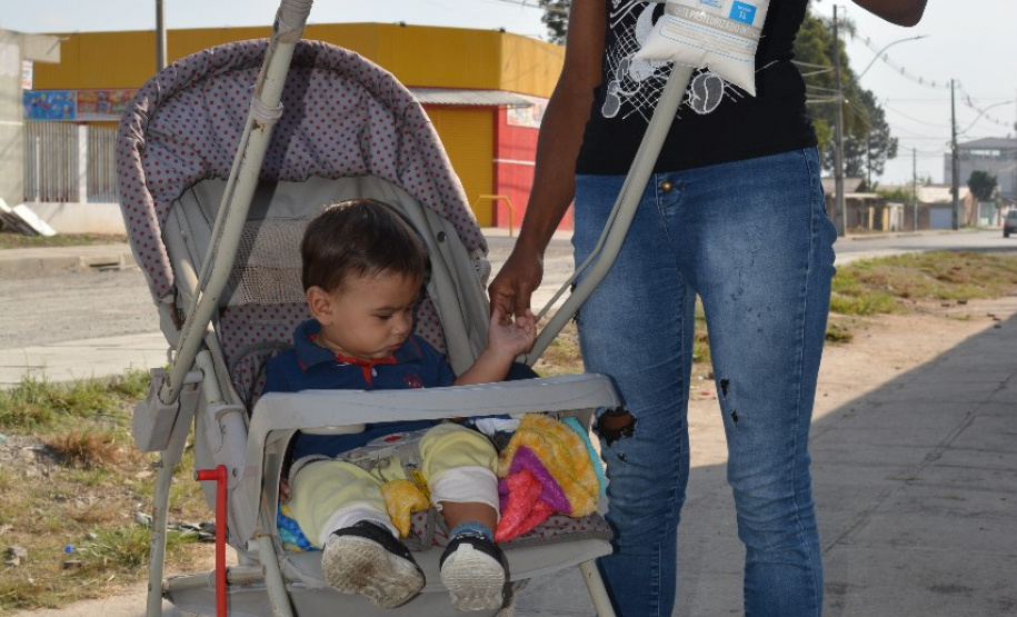Uma das ações do Governo do Paraná mais importantes para garantir a segurança alimentar e nutricional de crianças na primeira infância, o Programa Leite das Crianças (PLC), completa 18 anos de existência, nesta sexta-feira (14), com presença em todo o território paranaense. Criado em 2003, é também um dos mais longevos em execução pelo Poder Executivo Estadual. Foto: SEAB