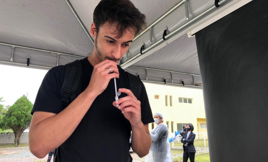 Pesquisadores da Universidade Federal do Paraná (UFPR) farão uma nova rodada de testes com servidores do Palácio das Araucárias para detecção do coronavírus. O mutirão será na próxima terça-feira (18), no estacionamento do Setor de Ciências Biológicas (SCB), no Centro Politécnico, em Curitiba, das 8h às 13h. - Curitiba, 14/05/2021 - Foto: SETI