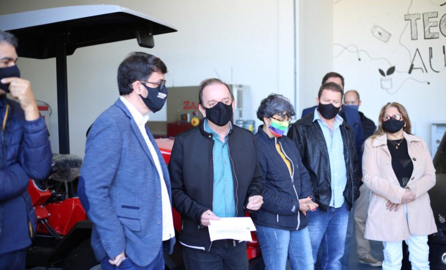 A pesquisa e tecnologia desenvolvida dentro da Universidade Estadual do Oeste do Paraná (Unioeste) está prestes a alcançar um incentivo importante, que será responsável por garantir novos recursos para o projeto do Carro Elétrico e Automatizado criado dentro dos muros da Universidade. - Cascavel, 13/05/2021  -  Foto: Thiago Valdevino/Unioeste