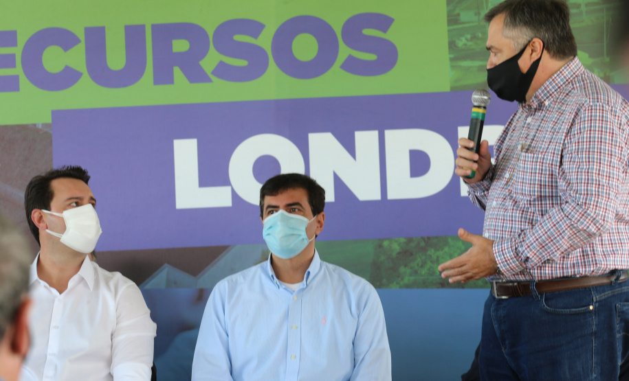 O governador Carlos Massa Ratinho Junior libera novos recursos para Londrina nesta sexta-feira (14), além de visitar as obras de construção da Cidade Industrial, que conta com investimento do Estado. Entre as iniciativas está a construção de um Condomínio do Idoso no município, dentro do programa Viver Mais Paraná.   14/05/2021 - Foto: Geraldo Bubniak/AEN